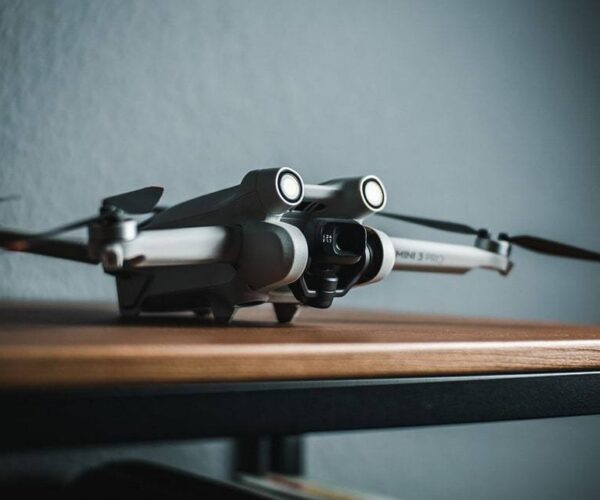 Comment s&rsquo;initier au pilotage des avions télécommandés &nbsp;?